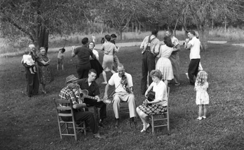 Outdoor square dance, circa 1960s. Woolwine, Virginia. Photo by Earl Palmer.
